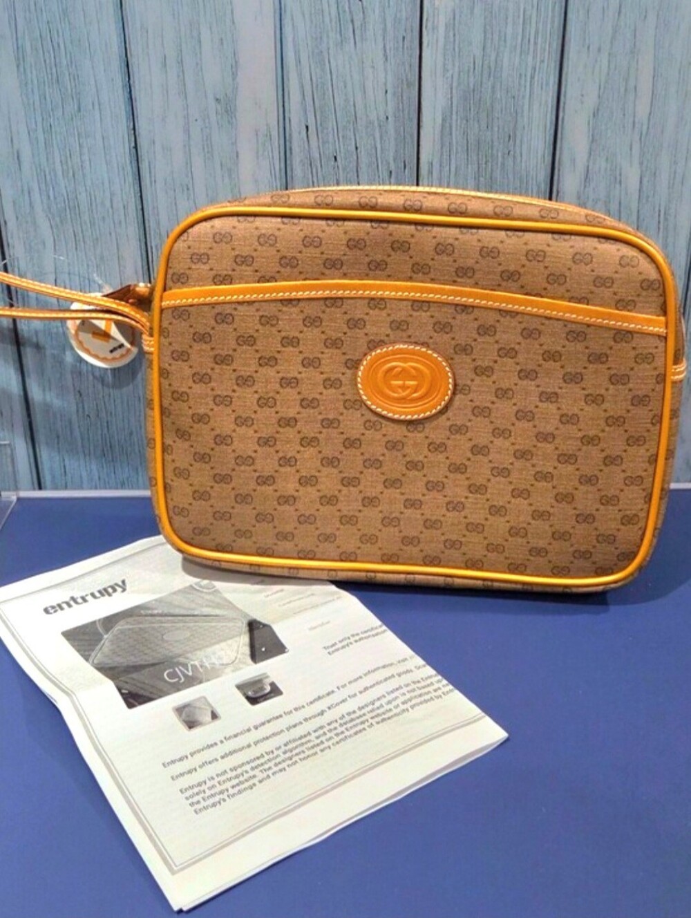 MINT CONDITION!!! Classic GUCCI Monogram Clutch w/Wrist Strap in Brown and Tan